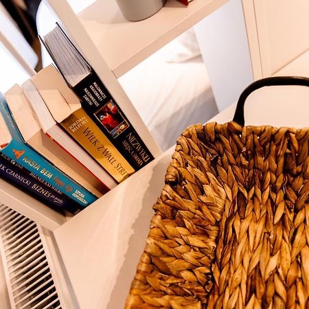 Hop & Lulu Delux Apartments โกเลนูฟ ภายนอก รูปภาพ