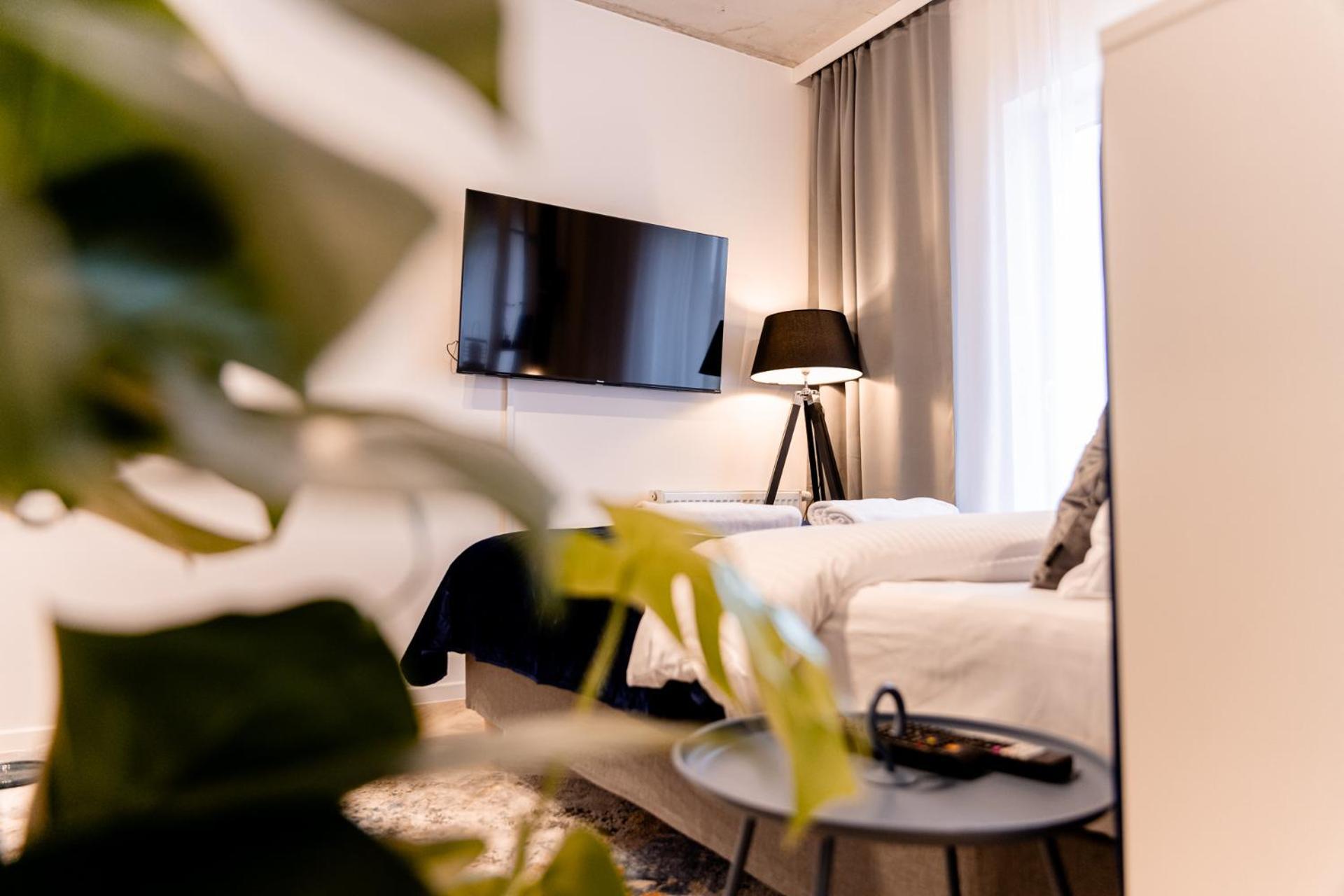 Hop & Lulu Delux Apartments โกเลนูฟ ภายนอก รูปภาพ
