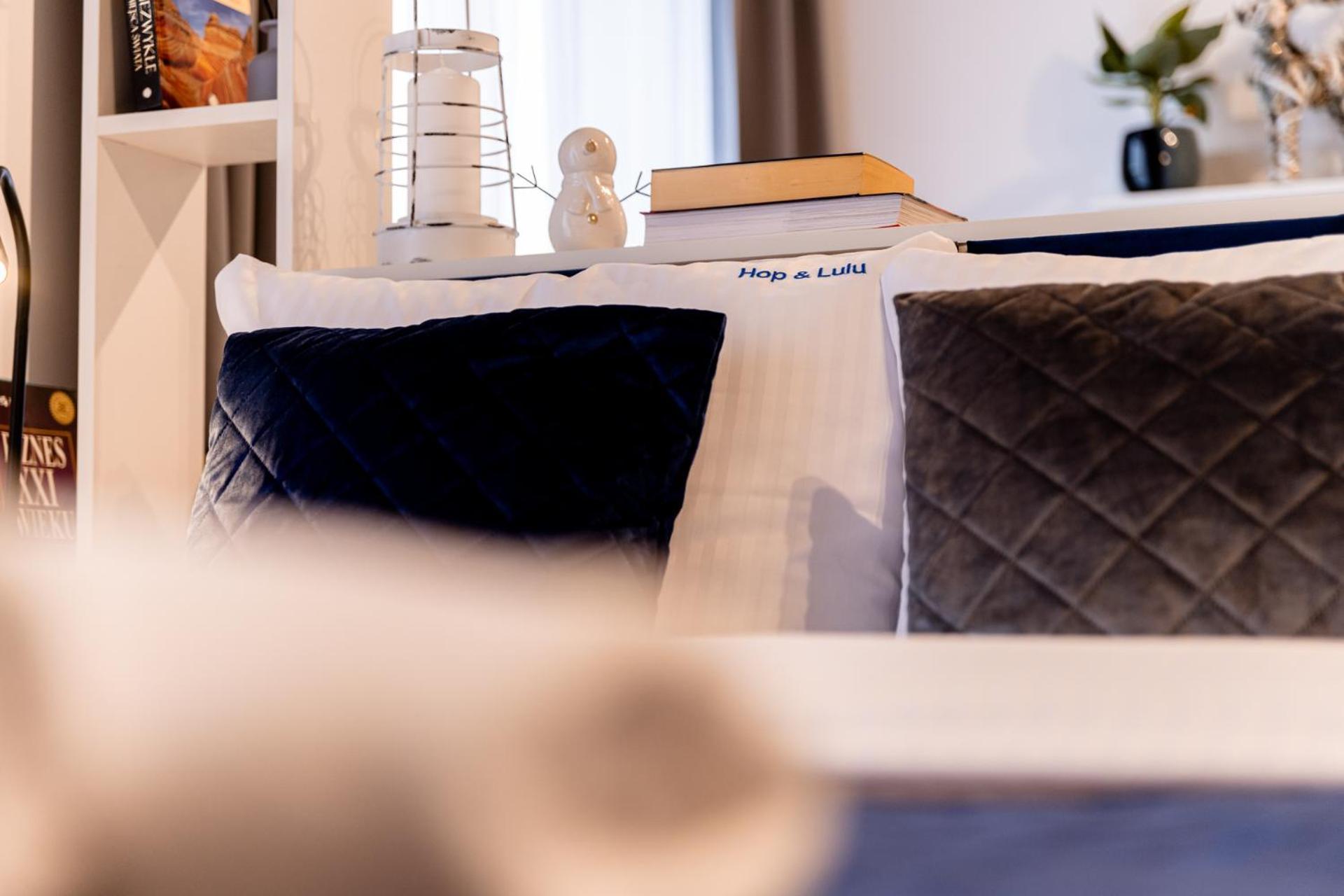 Hop & Lulu Delux Apartments โกเลนูฟ ภายนอก รูปภาพ