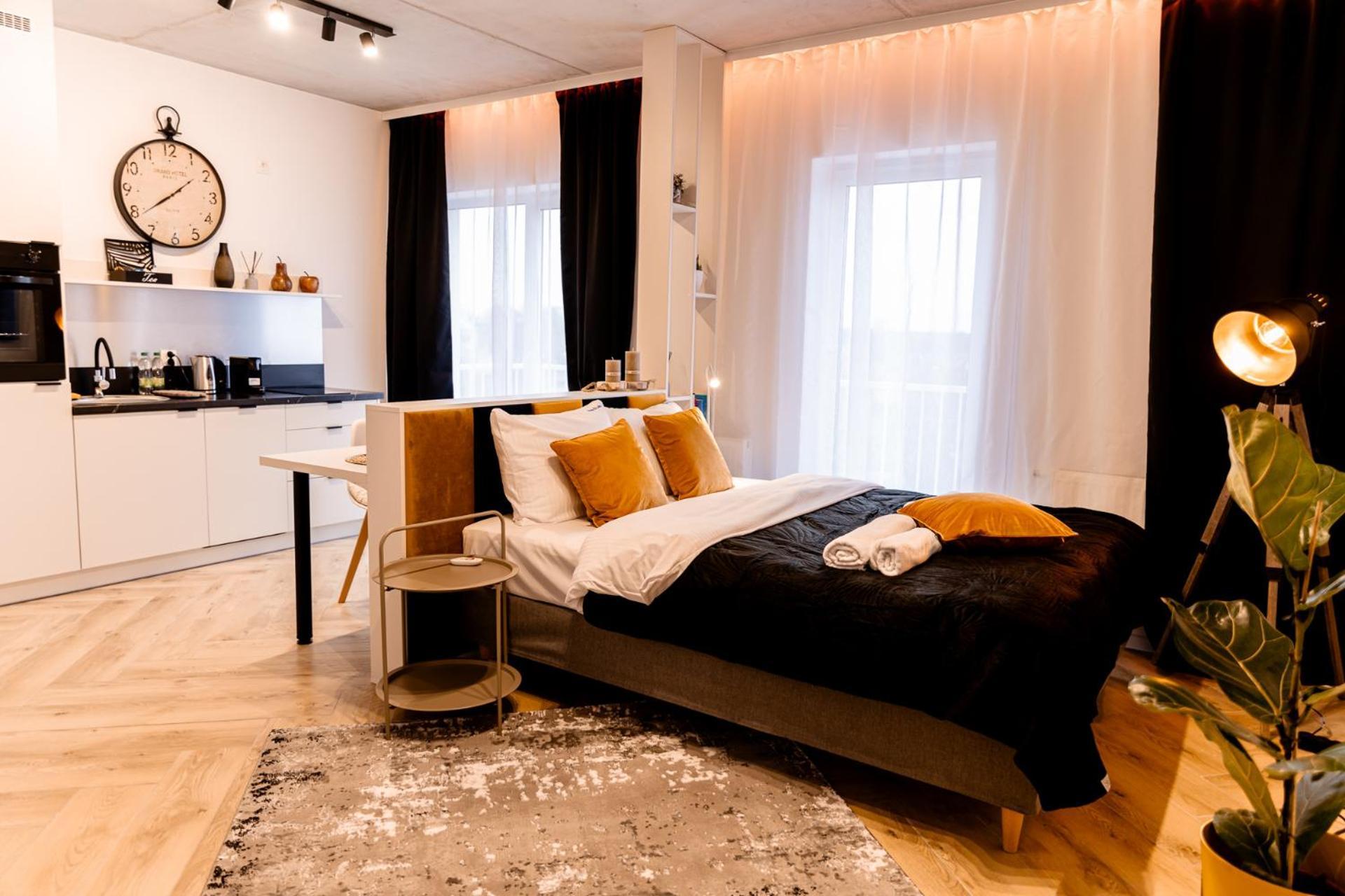 Hop & Lulu Delux Apartments โกเลนูฟ ภายนอก รูปภาพ